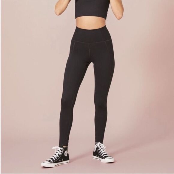 Girlfriend Collective Black Compressive High-Rise Leggings - Picture 3 of 9